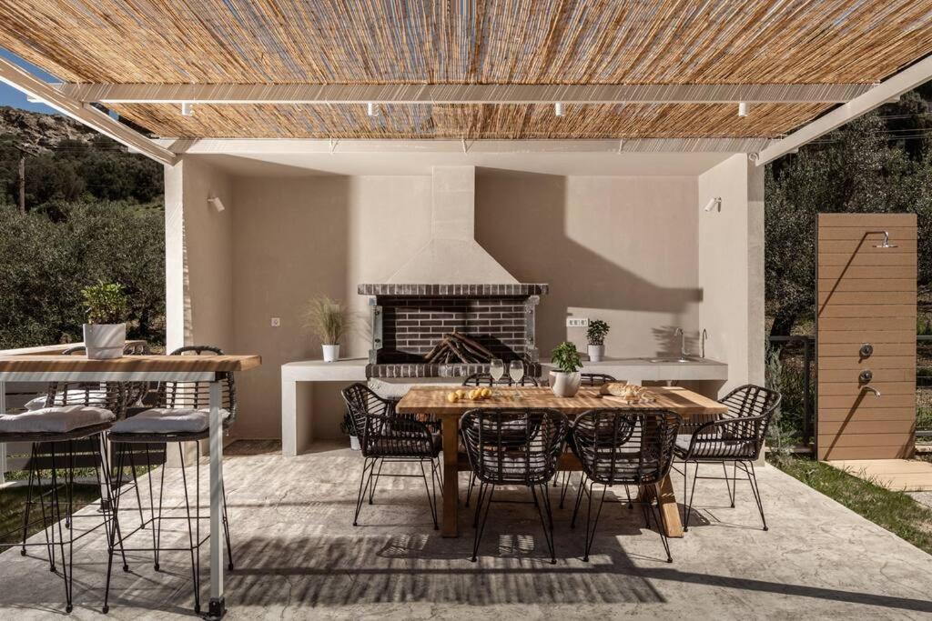 Melissia Luxury Villa Kalamákion Esterno foto