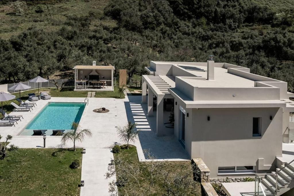 Melissia Luxury Villa Kalamákion Esterno foto