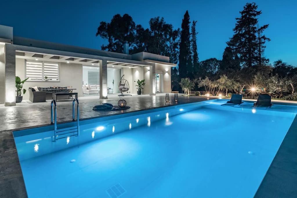 Melissia Luxury Villa Kalamákion Esterno foto